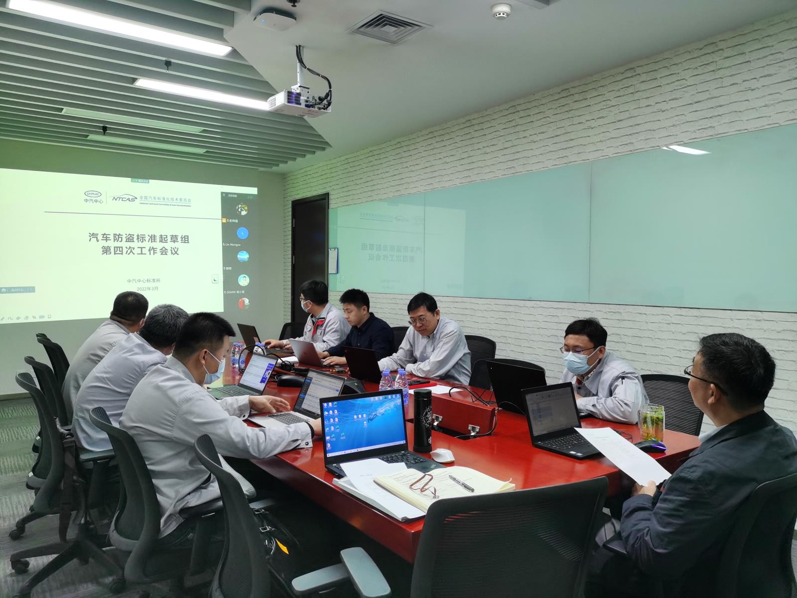 3ec162ba212d3bfdd81684612d397df.jpg 3ec162ba212d3bfdd81684612d397df.jpg