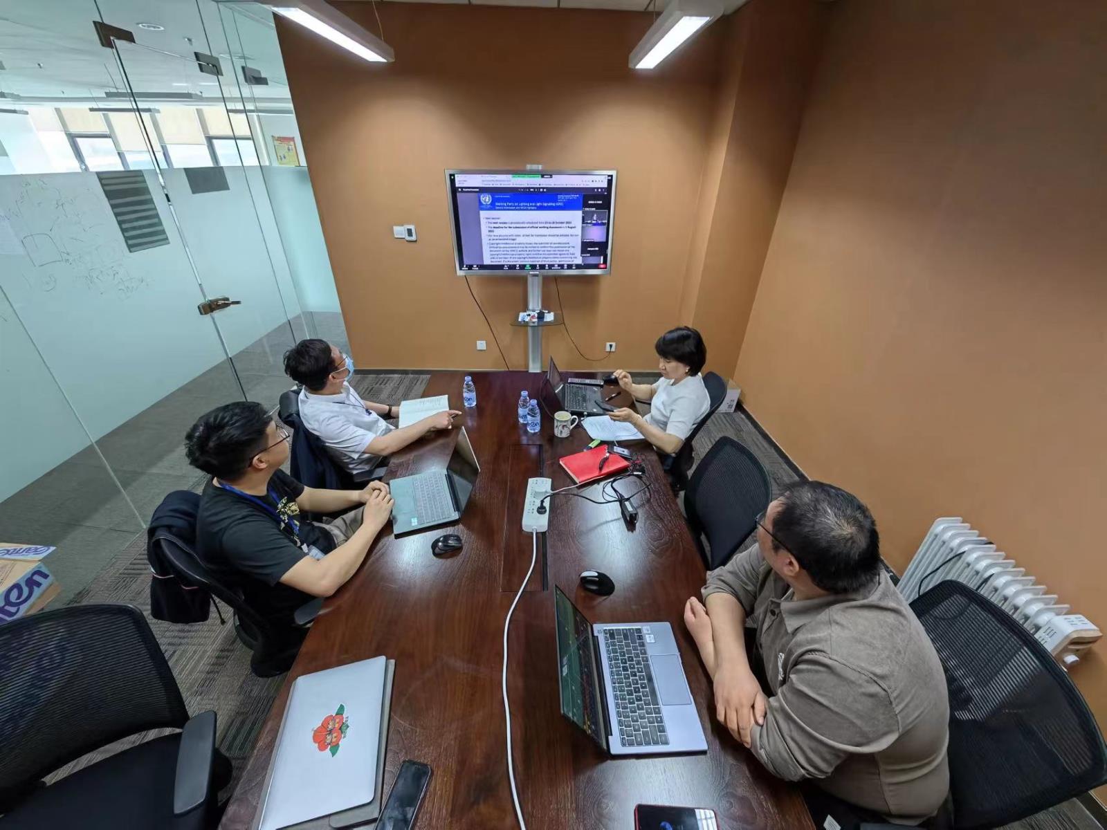 會議圖片2.jpg 會議圖片2.jpg